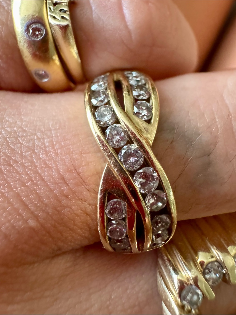 Vintage 10k Yellow Gold Crossover Ring Natural Diamonds Size 7.75-8  2.9DWT